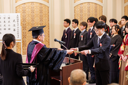 学位記授与式の様子